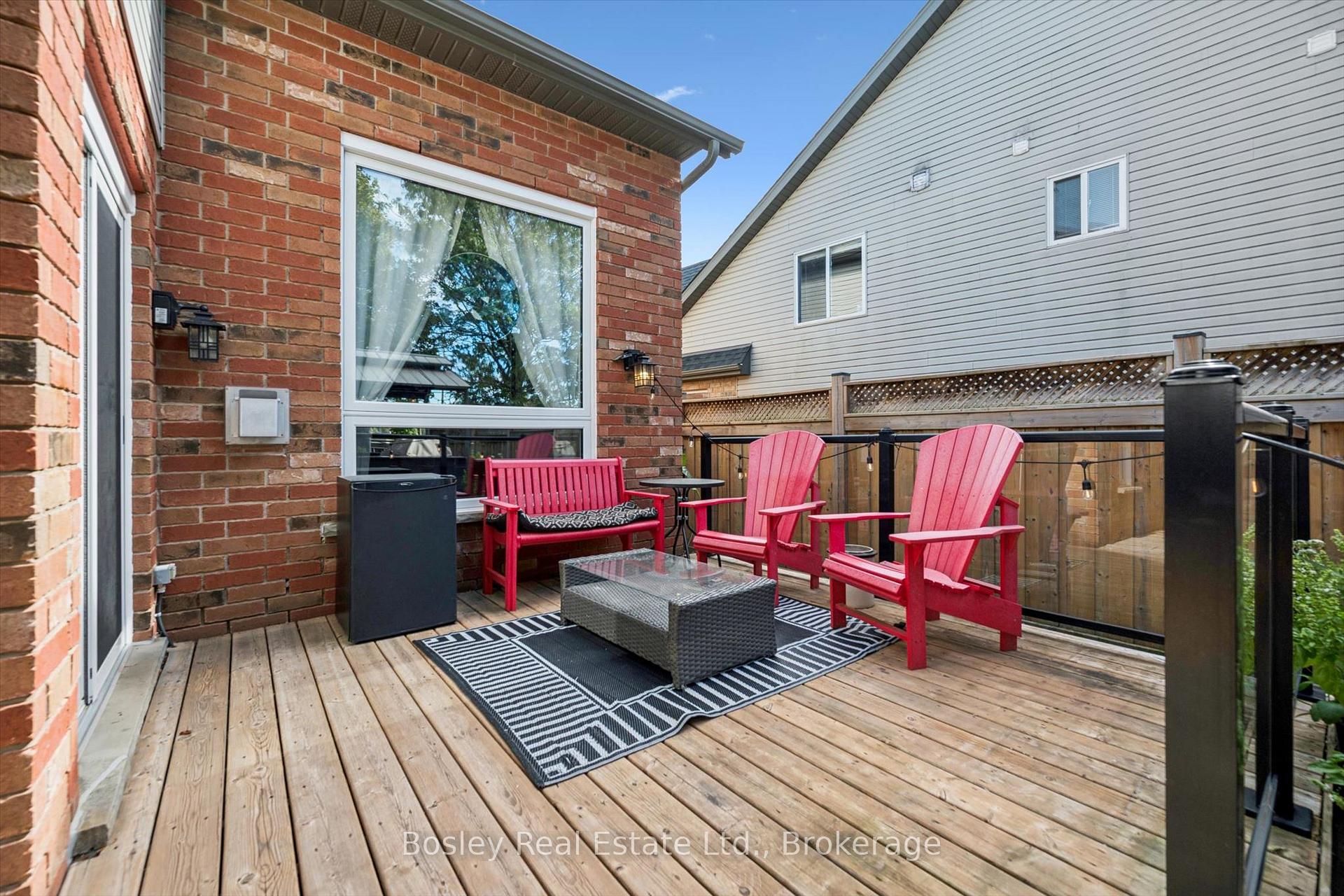 Photo 33 of 26 Glengarry Road, Orangeville — HOMEH