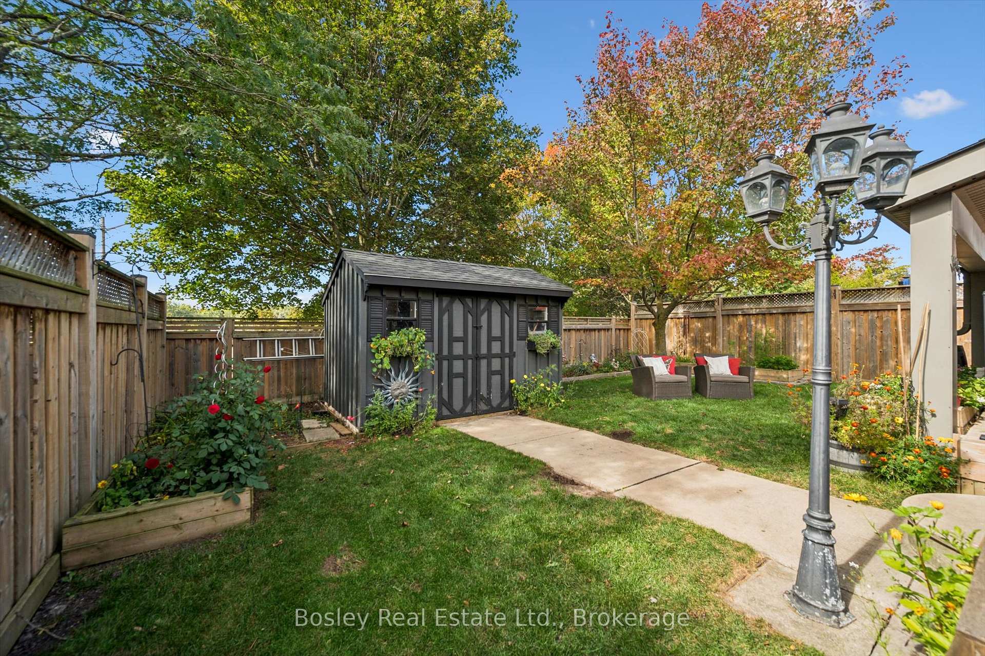 Photo 36 of 26 Glengarry Road, Orangeville — HOMEH