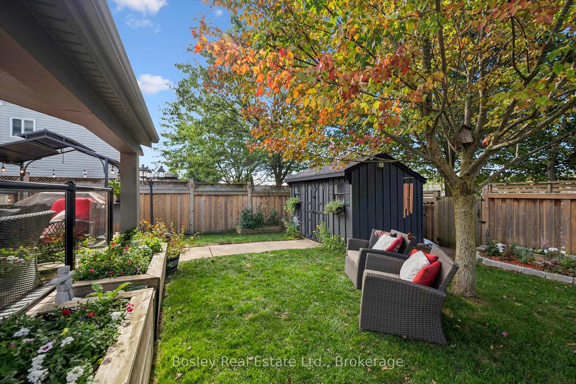 Photo 37 of 26 Glengarry Road, Orangeville — HOMEH