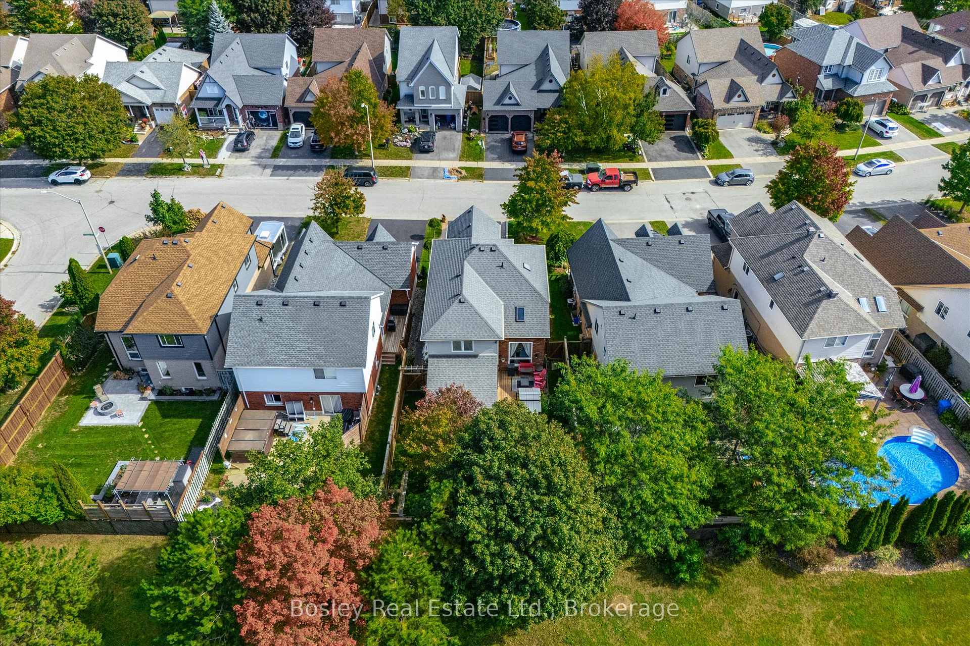 Photo 39 of 26 Glengarry Road, Orangeville — HOMEH