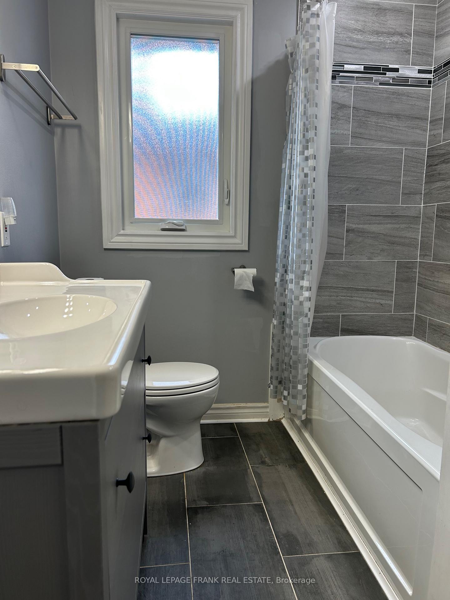 Photo 8 of 587 Harmony Road S, Oshawa, Donevan — HOMEH