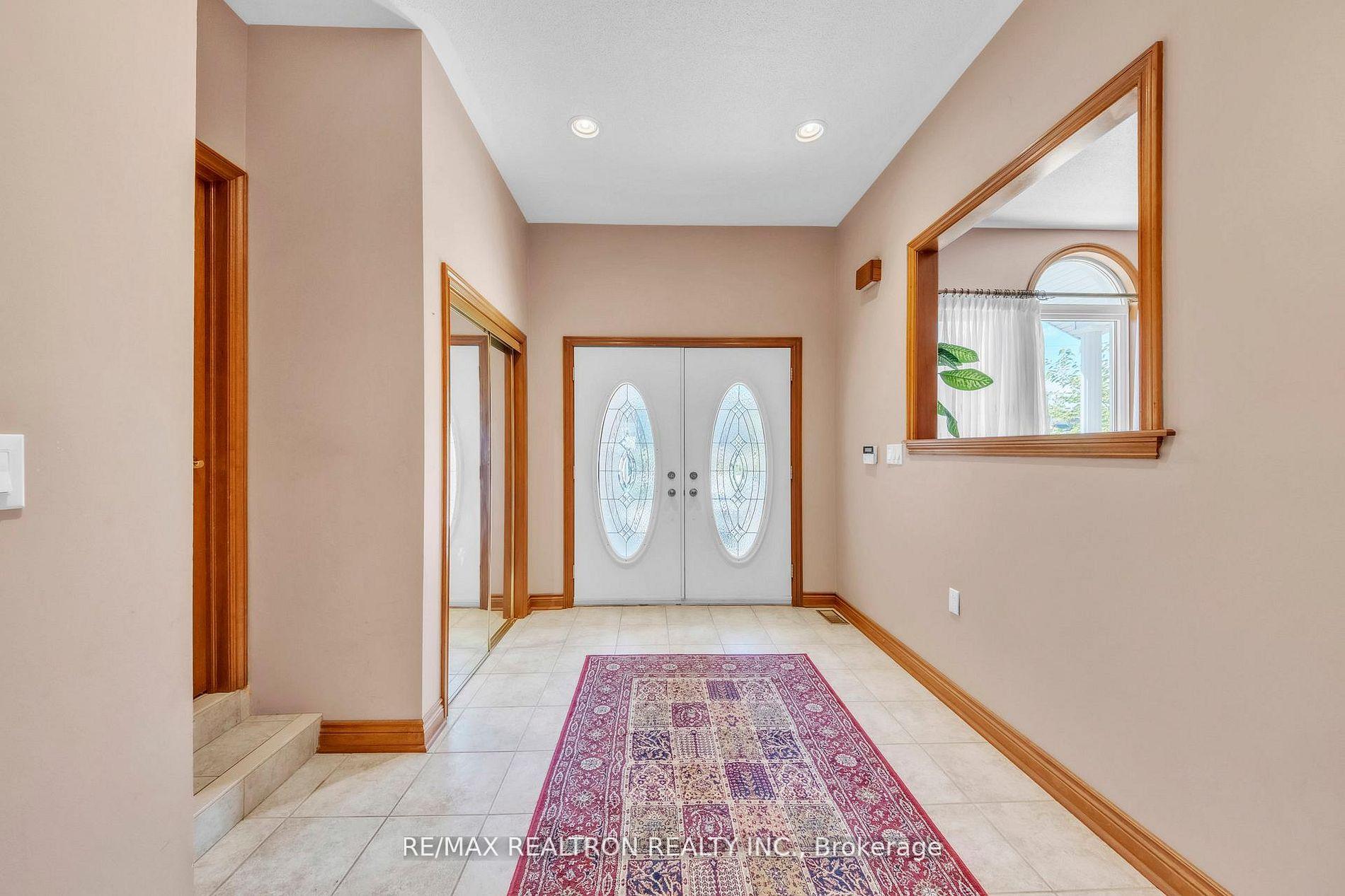 Photo 11 of 36A Puccini Drive, Richmond Hill, Oak Ridges — HOMEH