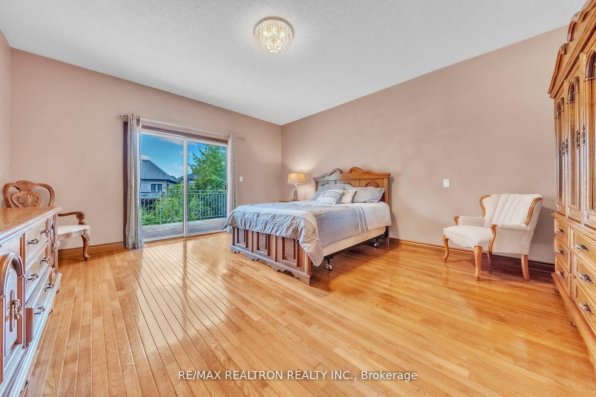 Photo 33 of 36A Puccini Drive, Richmond Hill, Oak Ridges — HOMEH