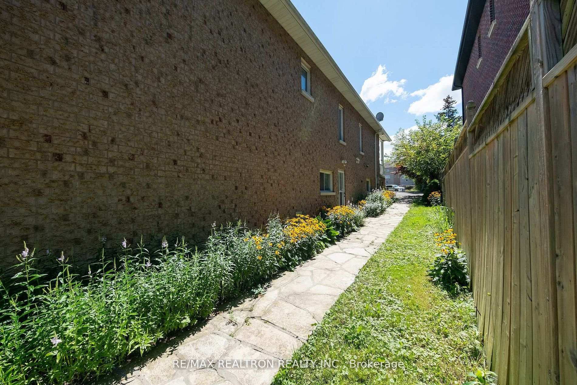 Photo 42 of 36A Puccini Drive, Richmond Hill, Oak Ridges — HOMEH