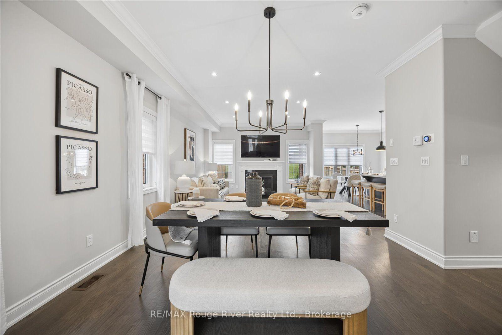 Photo 5 of 29 St Augustine Drive, Whitby, Brooklin — HOMEH