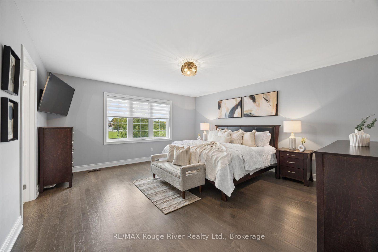 Photo 20 of 29 St Augustine Drive, Whitby, Brooklin — HOMEH