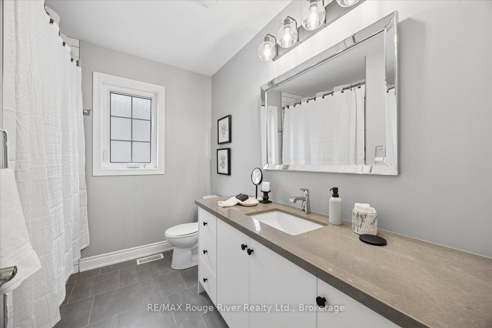 Photo 26 of 29 St Augustine Drive, Whitby, Brooklin — HOMEH