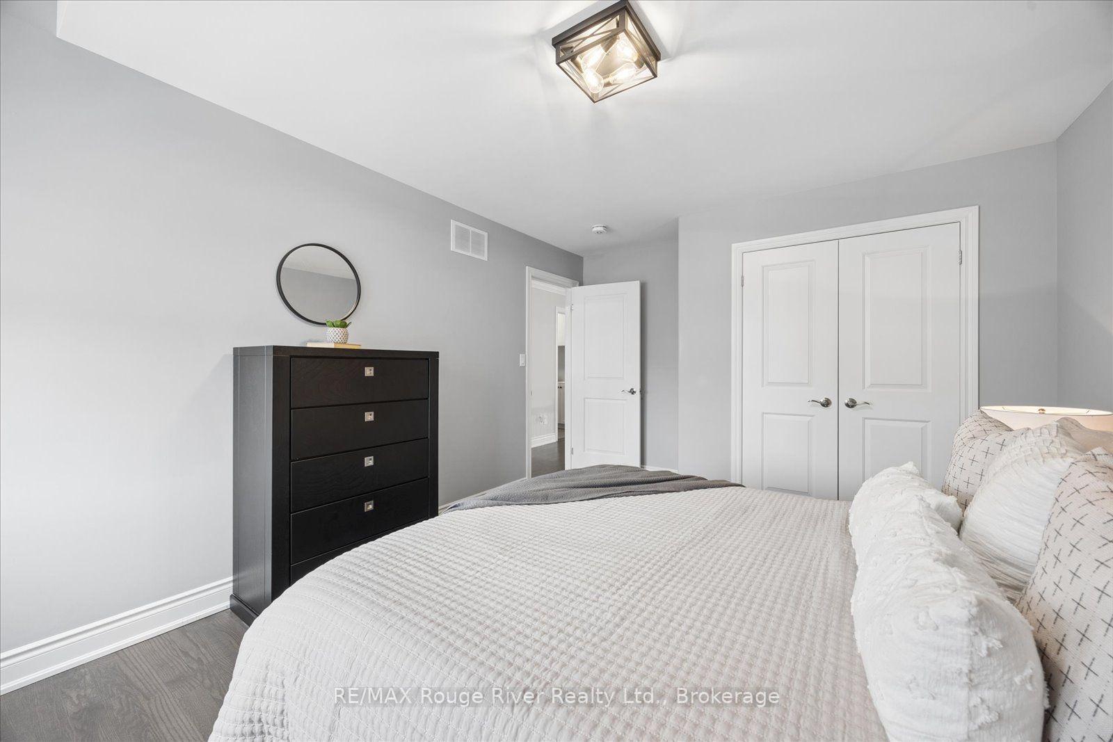 Photo 28 of 29 St Augustine Drive, Whitby, Brooklin — HOMEH