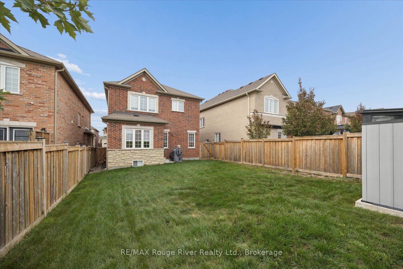 Photo 32 of 29 St Augustine Drive, Whitby, Brooklin — HOMEH