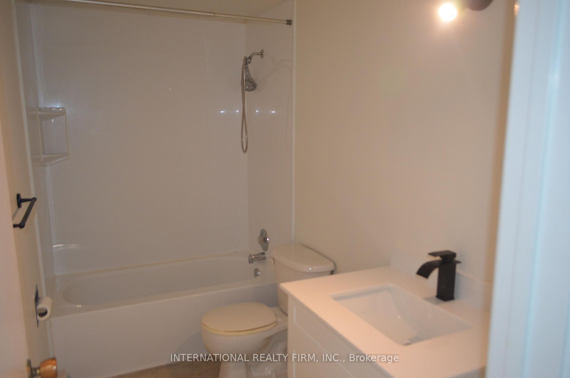 Photo 10 of 53 Peacock Boulevard, Port Hope — HOMEH