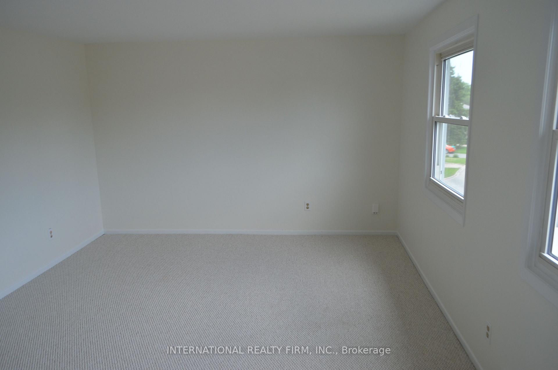 Photo 11 of 53 Peacock Boulevard, Port Hope — HOMEH