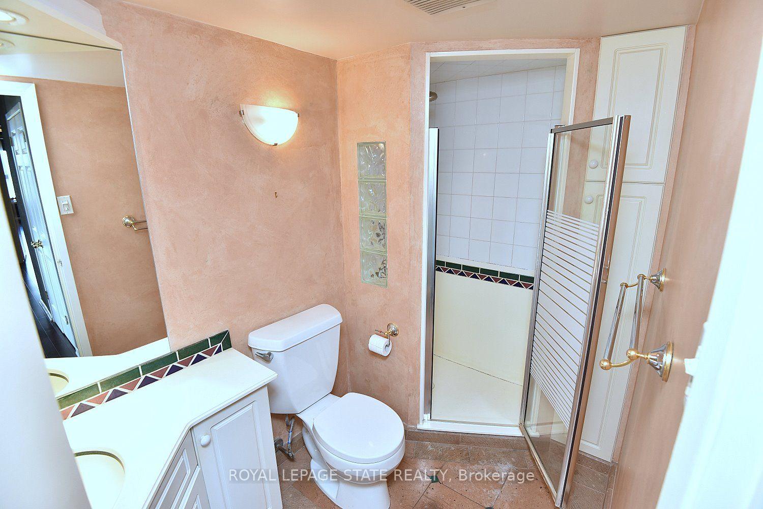 Photo 35 of Unit 2007, 75 Queen Street N, Hamilton, Strathcona — HOMEH