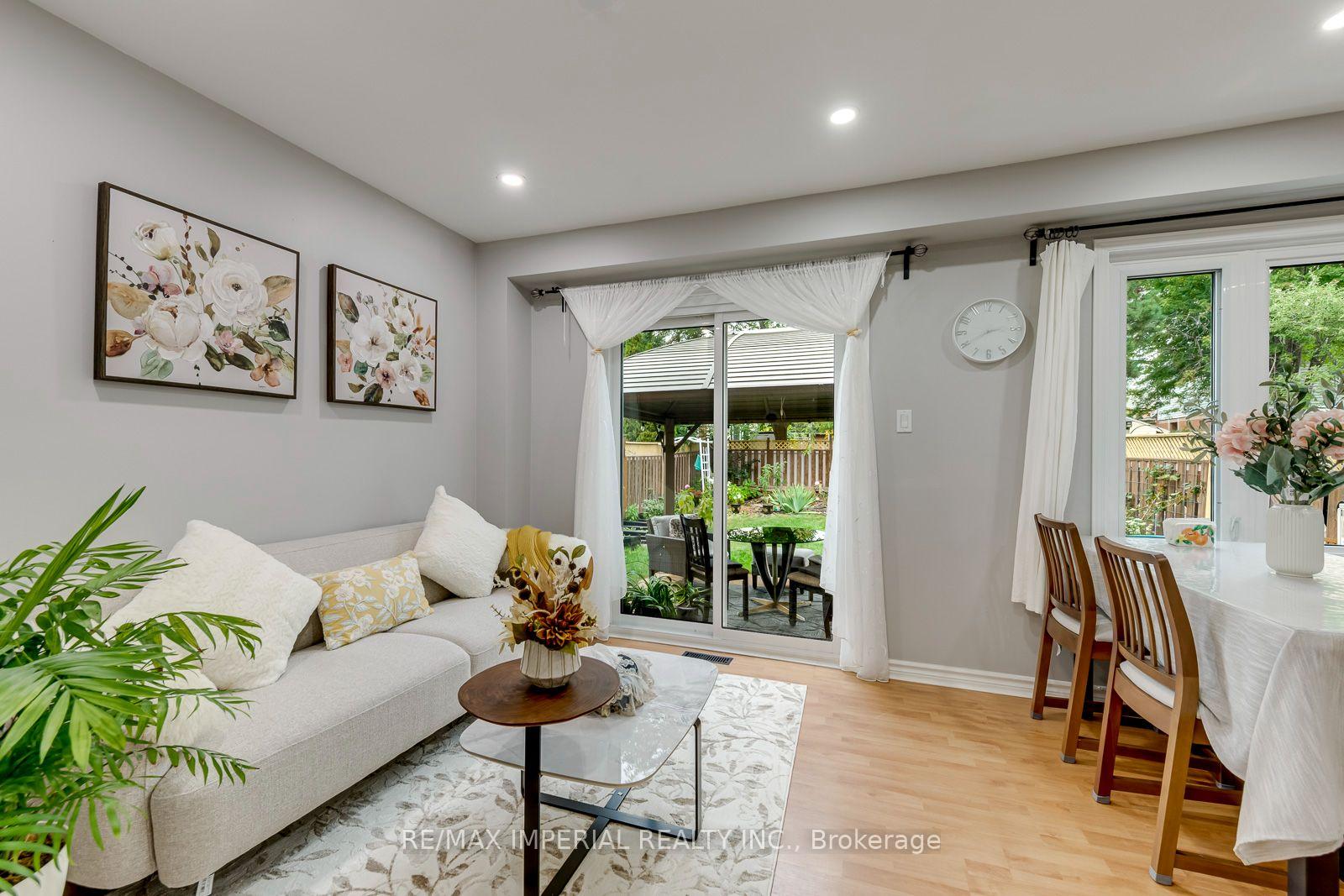 Photo 22 of 1107 Gable Drive, Oakville, Clearview — HOMEH
