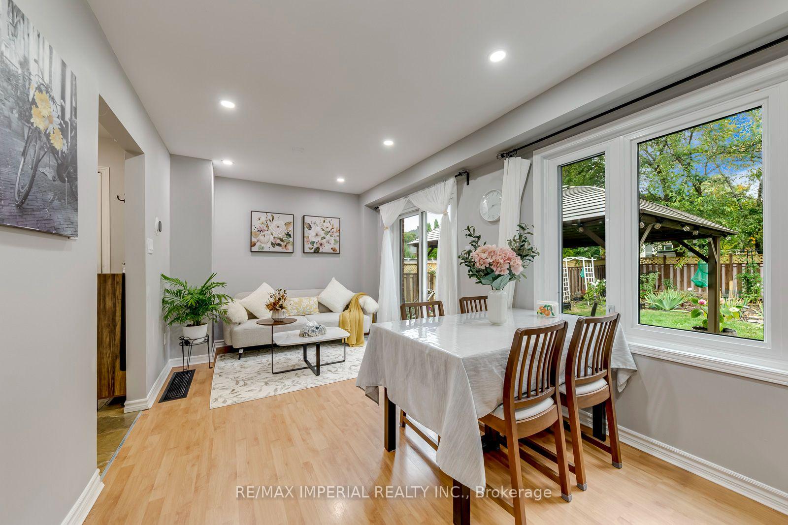 Photo 26 of 1107 Gable Drive, Oakville, Clearview — HOMEH