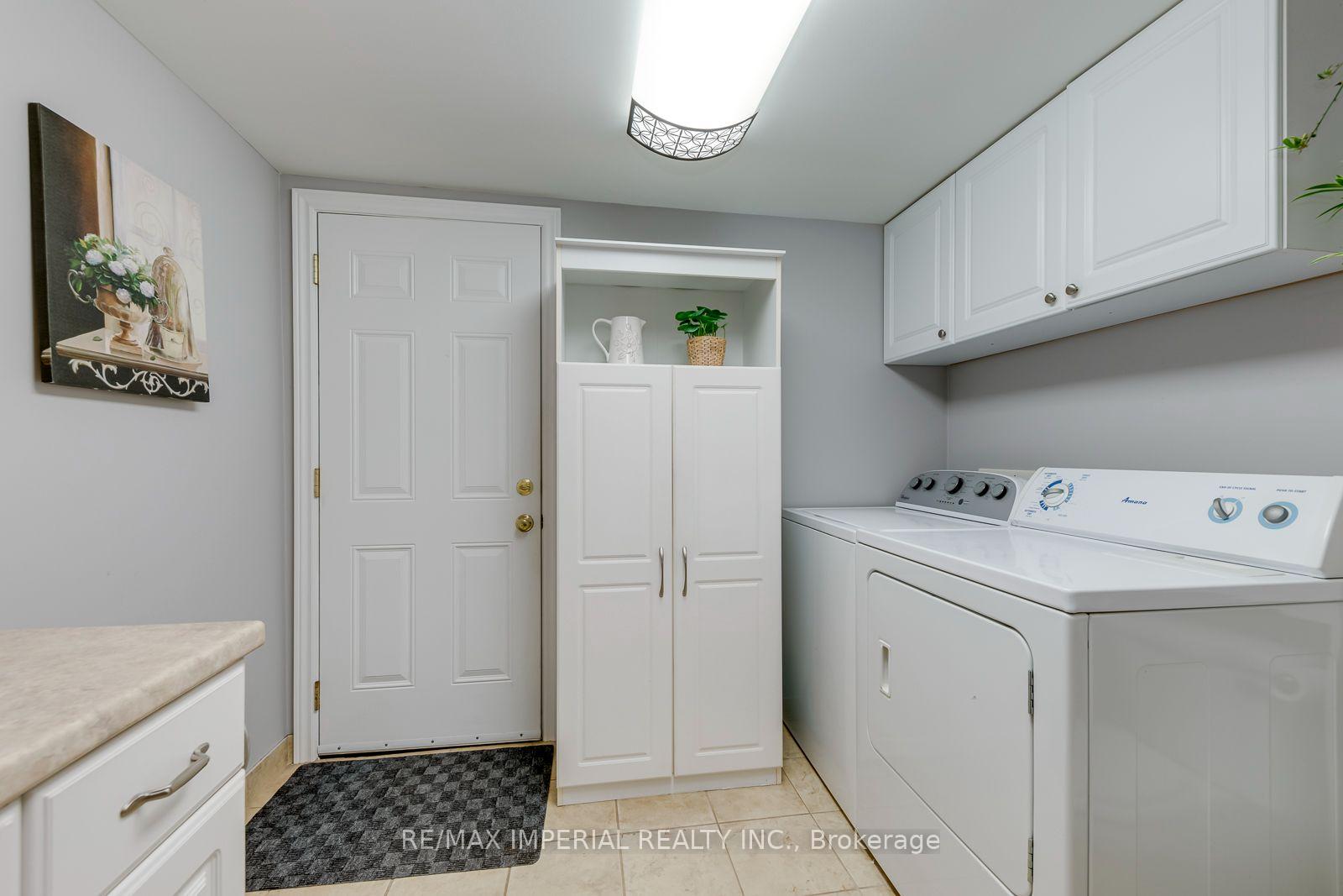 Photo 28 of 1107 Gable Drive, Oakville, Clearview — HOMEH