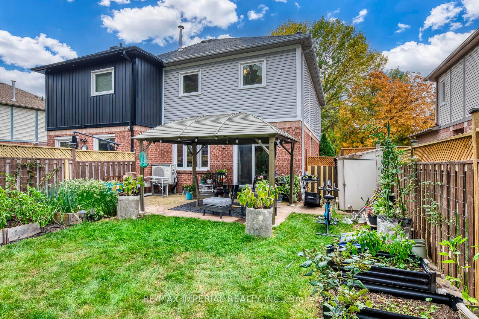 Photo 51 of 1107 Gable Drive, Oakville, Clearview — HOMEH