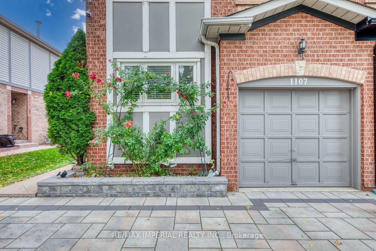 Photo 9 of 1107 Gable Drive, Oakville, Clearview — HOMEH