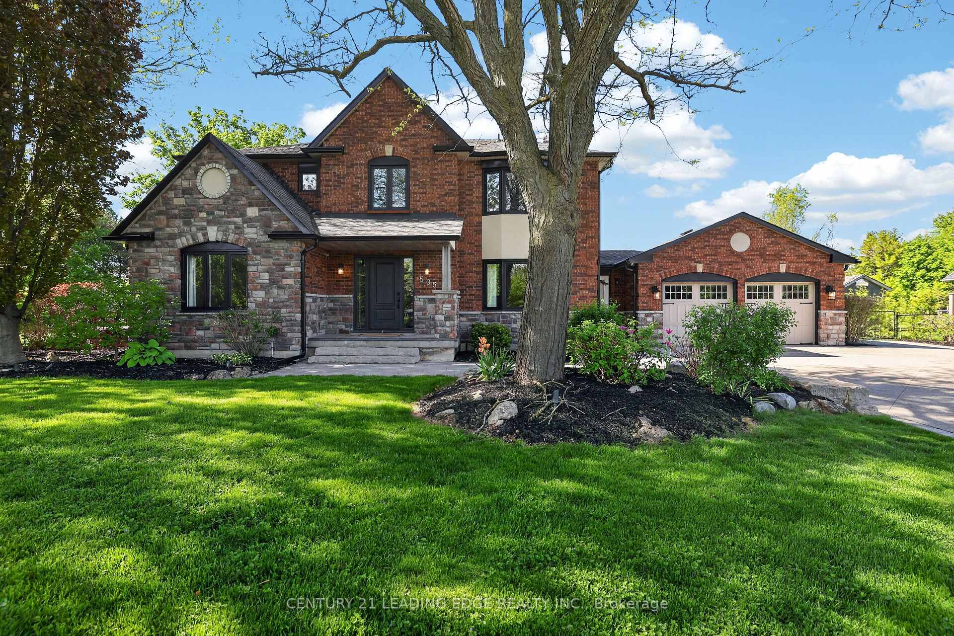 Front of 505 Aintree Drive