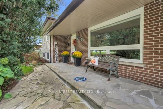 Photo 2 of 29 Johnston Street, Georgina, Pefferlaw — HOMEH
