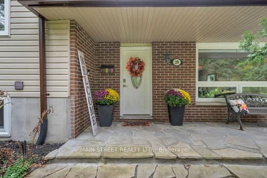 Photo 3 of 29 Johnston Street, Georgina, Pefferlaw — HOMEH