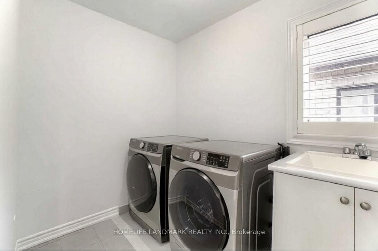 Photo 9 of 14 Coho Drive, Whitby, Lynde Creek — HOMEH