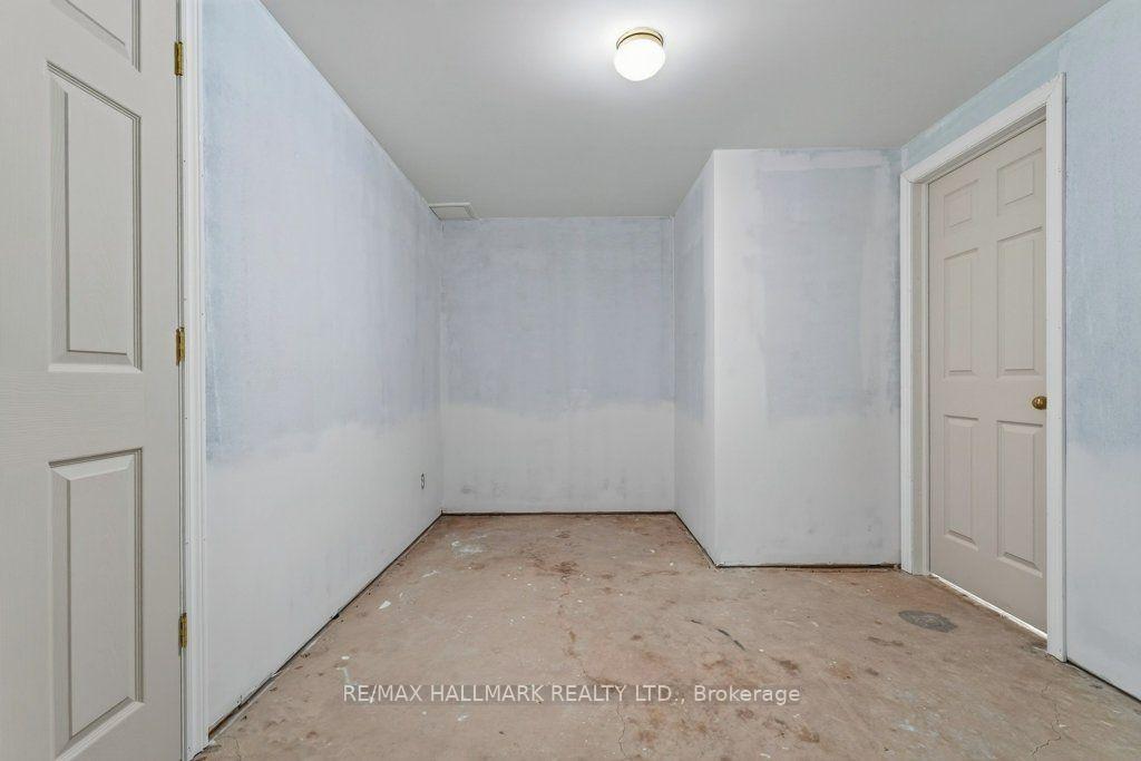 Photo 23 of Unit 17, 99 Linwell Road, St. Catharines, Lakeport — HOMEH