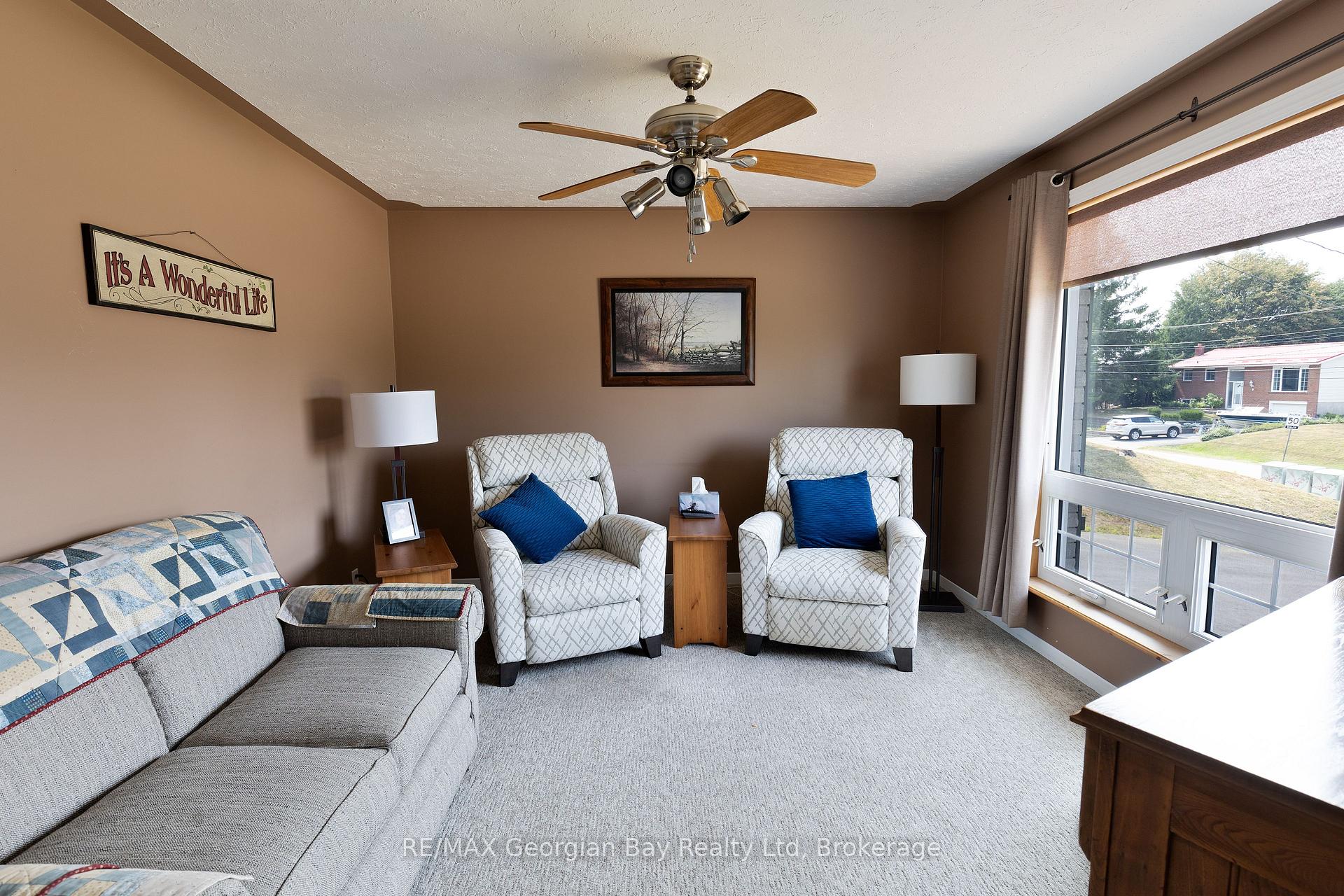 Photo 5 of 5 Easton Avenue, Tay, Port McNicoll — HOMEH