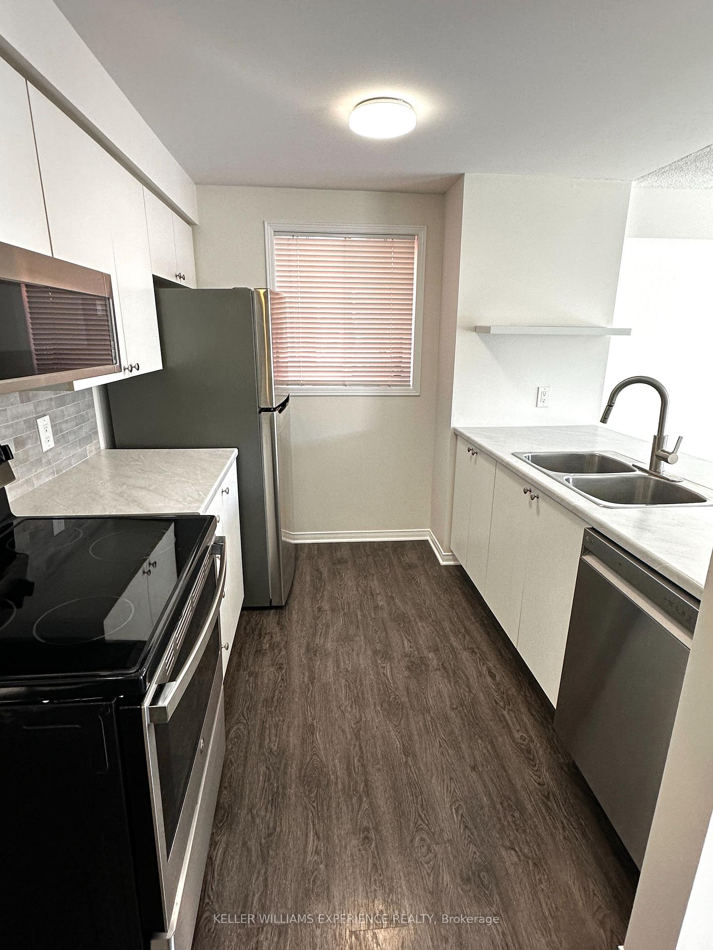 Photo 5 of 205 Tunbridge Road, Barrie, Georgian Drive — HOMEH