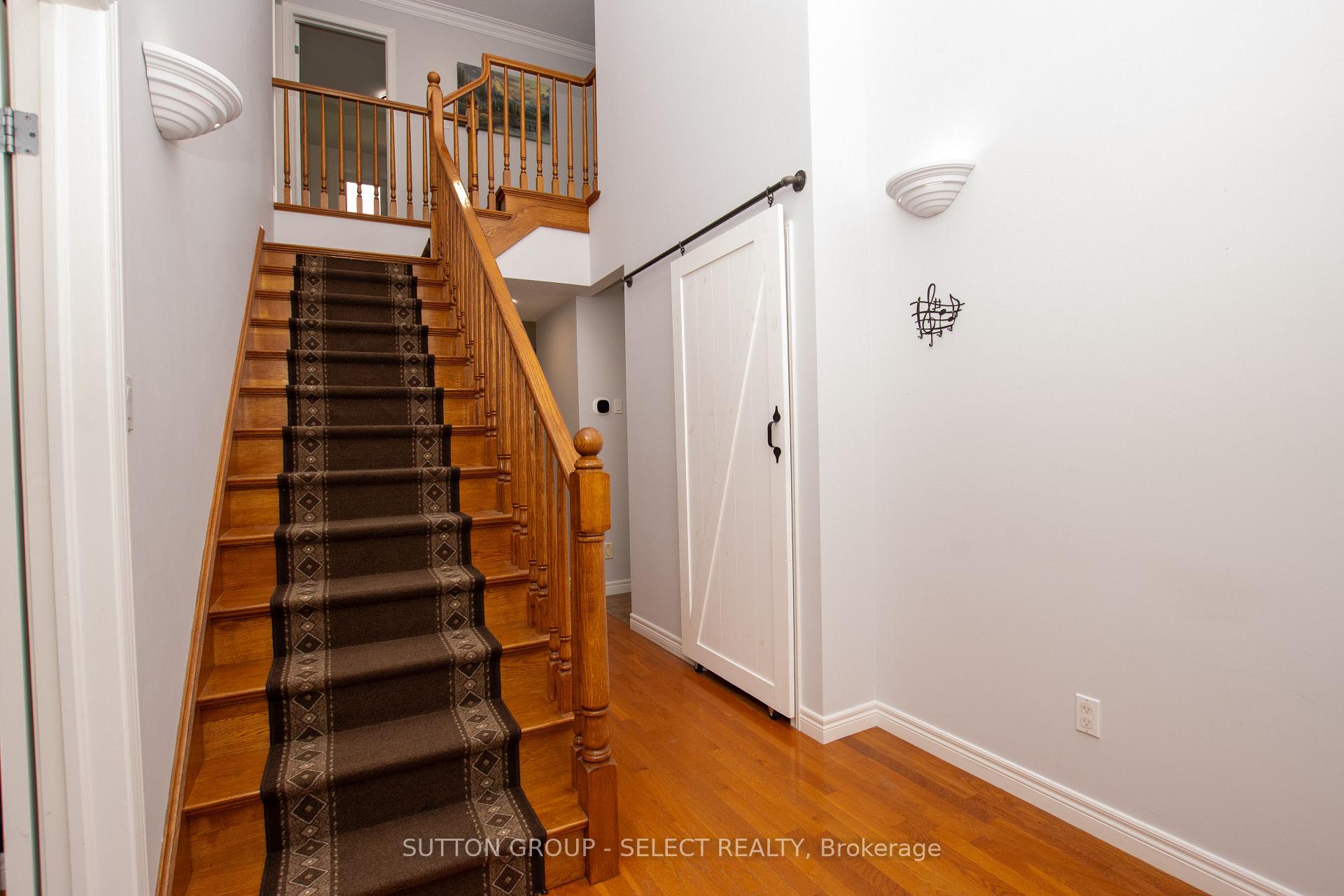 Photo 6 of 4125 Masterson Circle, London, South V — HOMEH