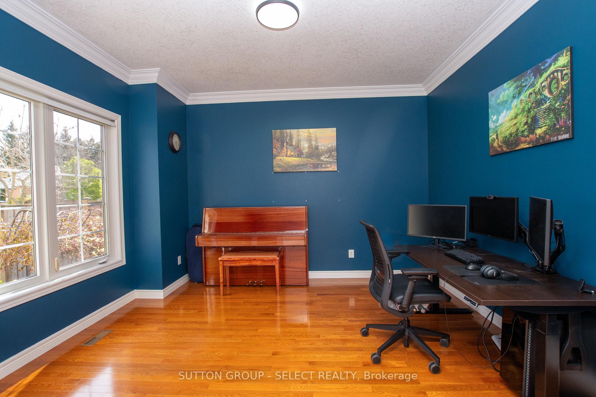 Photo 7 of 4125 Masterson Circle, London, South V — HOMEH