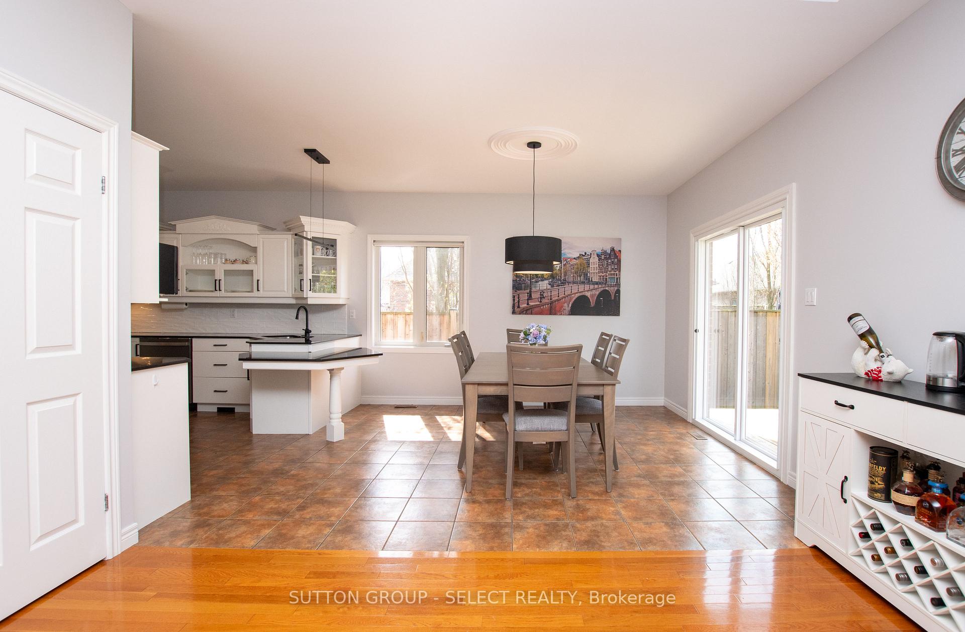 Photo 18 of 4125 Masterson Circle, London, South V — HOMEH