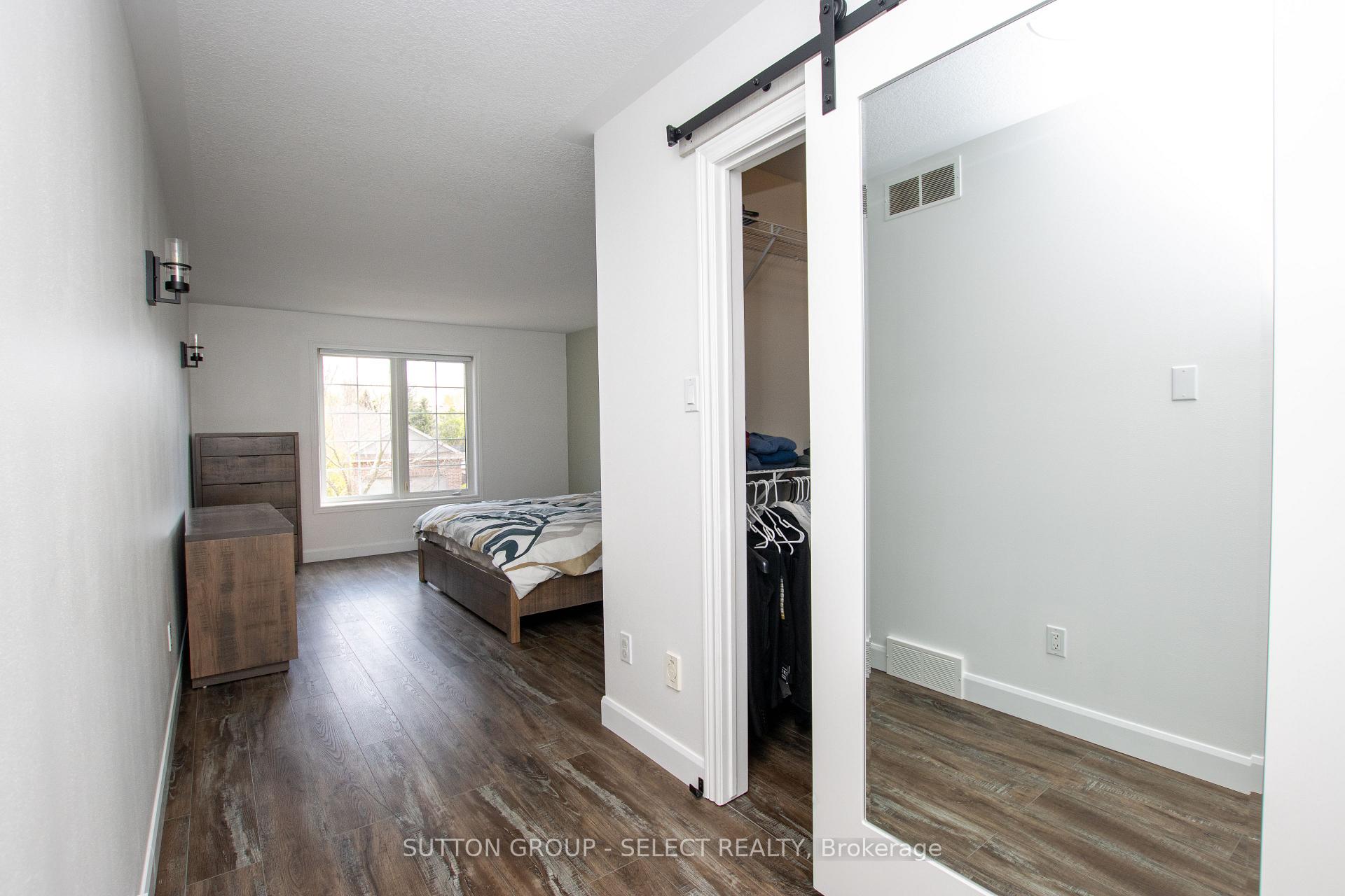 Photo 32 of 4125 Masterson Circle, London, South V — HOMEH