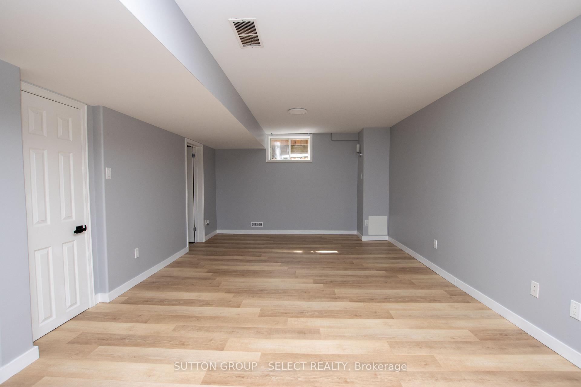 Photo 36 of 4125 Masterson Circle, London, South V — HOMEH