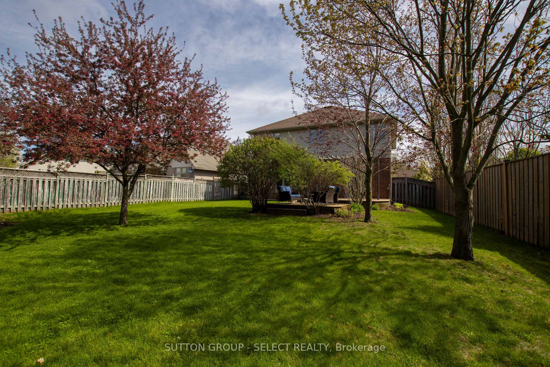 Photo 43 of 4125 Masterson Circle, London, South V — HOMEH