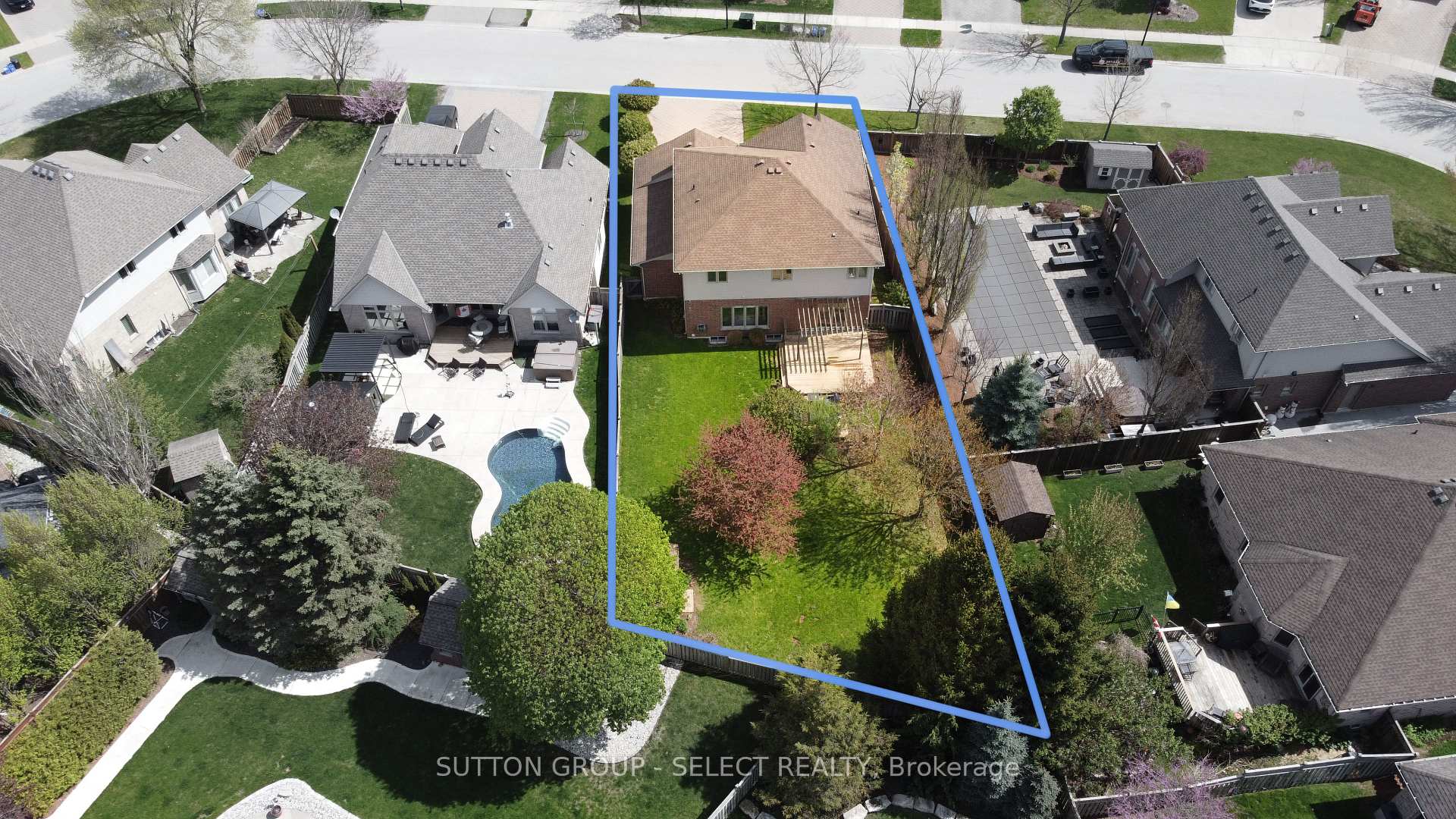 Photo 48 of 4125 Masterson Circle, London, South V — HOMEH