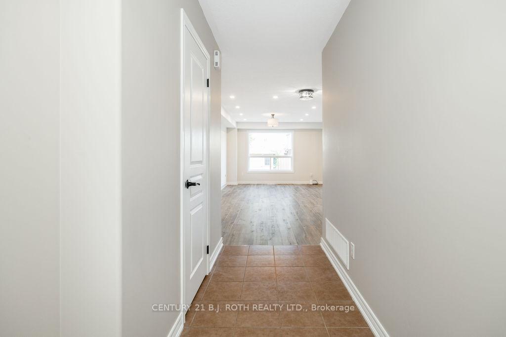 Photo 5 of 31 Mcmulkin Street, New Tecumseth, Alliston — HOMEH