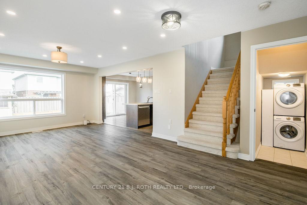 Photo 8 of 31 Mcmulkin Street, New Tecumseth, Alliston — HOMEH