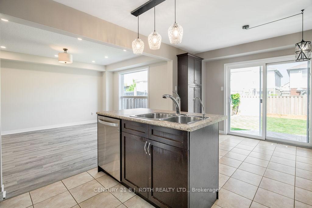 Photo 17 of 31 Mcmulkin Street, New Tecumseth, Alliston — HOMEH