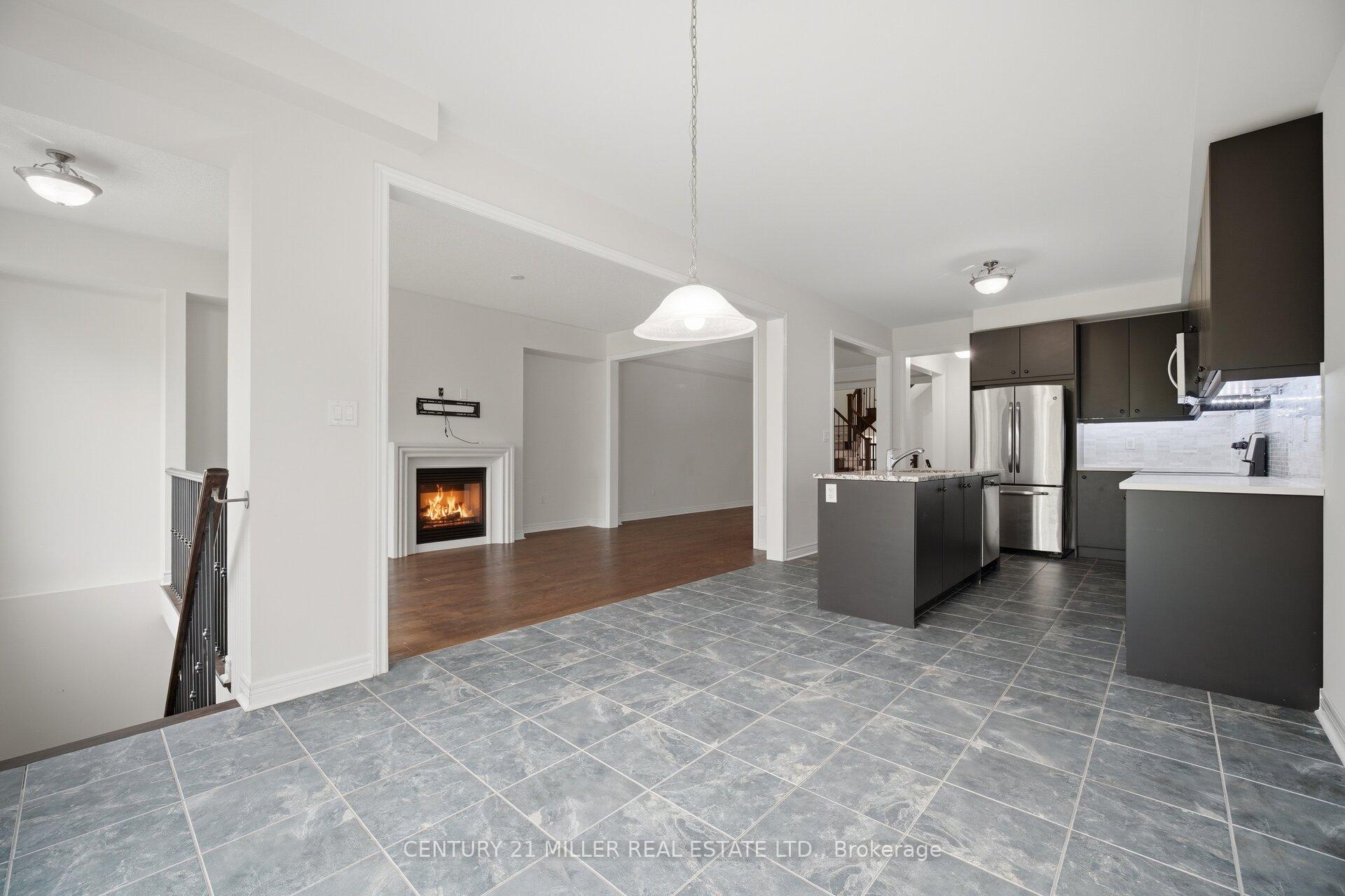Photo 15 of 2455 Village Common, Oakville, Bronte Creek — HOMEH