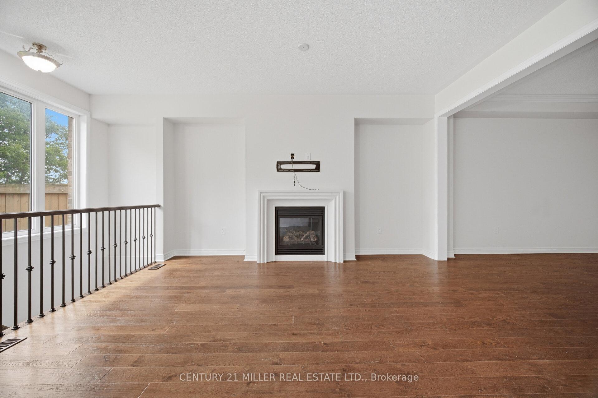 Photo 17 of 2455 Village Common, Oakville, Bronte Creek — HOMEH