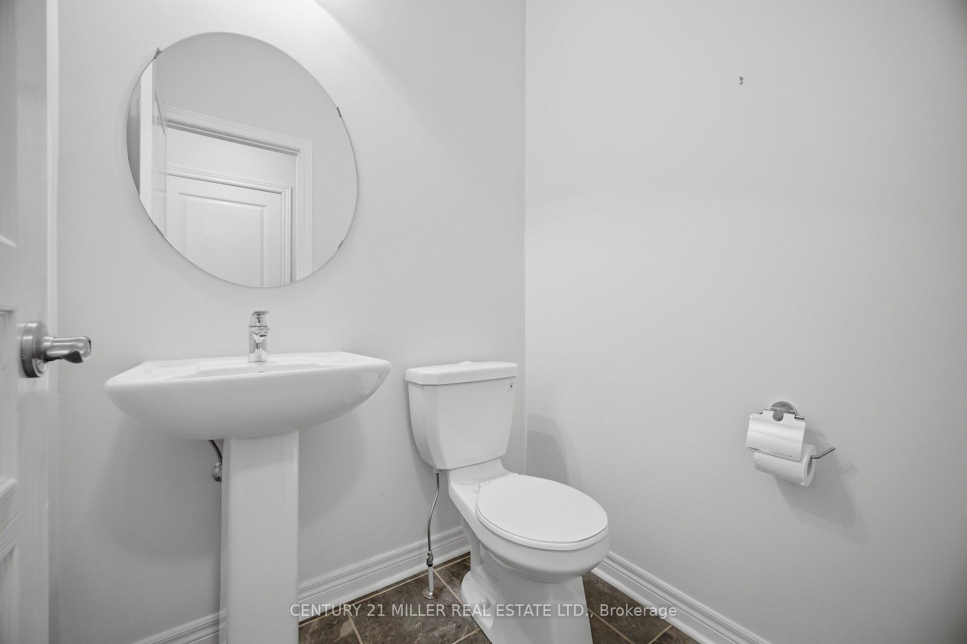 Photo 20 of 2455 Village Common, Oakville, Bronte Creek — HOMEH