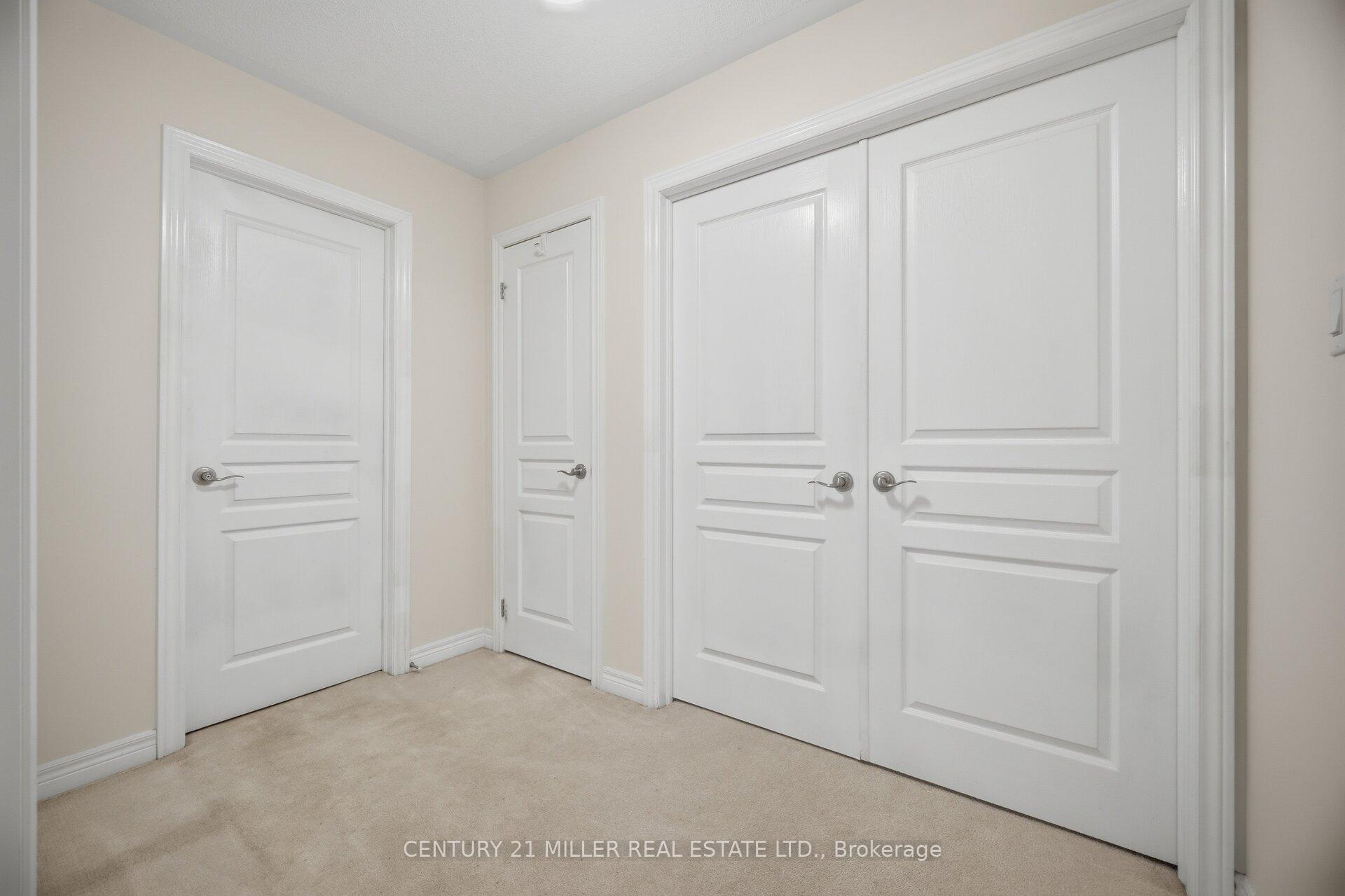 Photo 24 of 2455 Village Common, Oakville, Bronte Creek — HOMEH