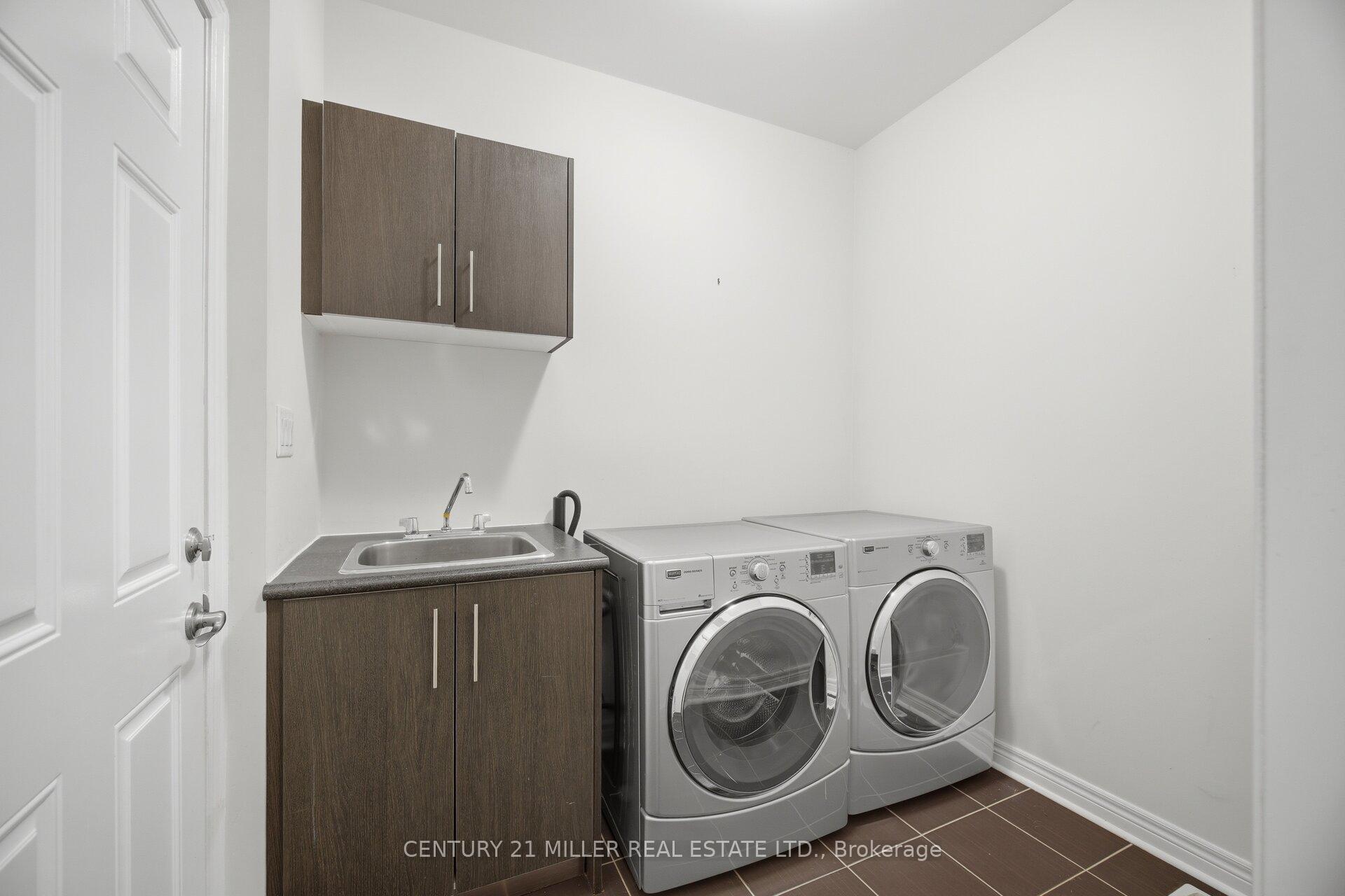 Photo 42 of 2455 Village Common, Oakville, Bronte Creek — HOMEH