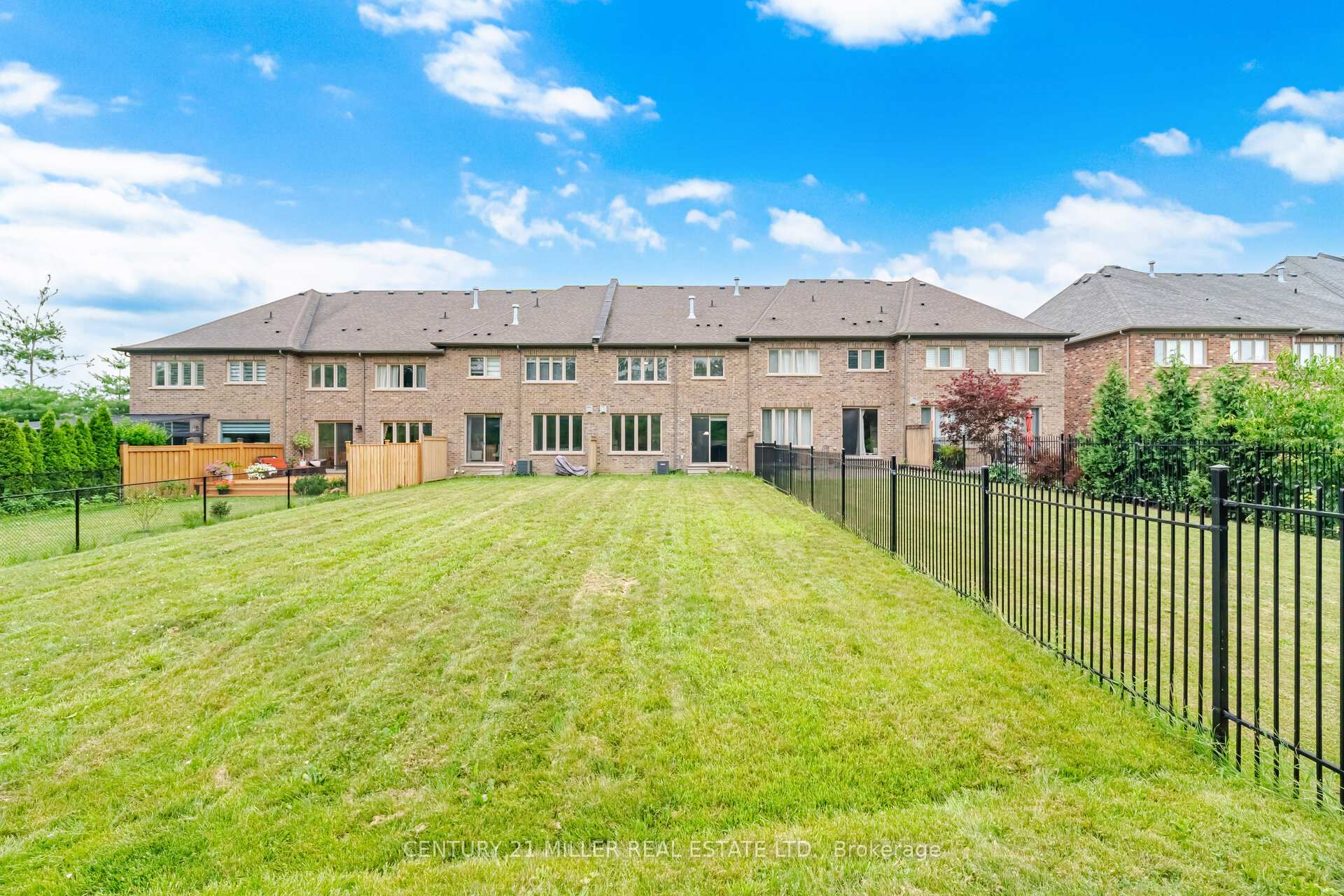 Photo 45 of 2455 Village Common, Oakville, Bronte Creek — HOMEH