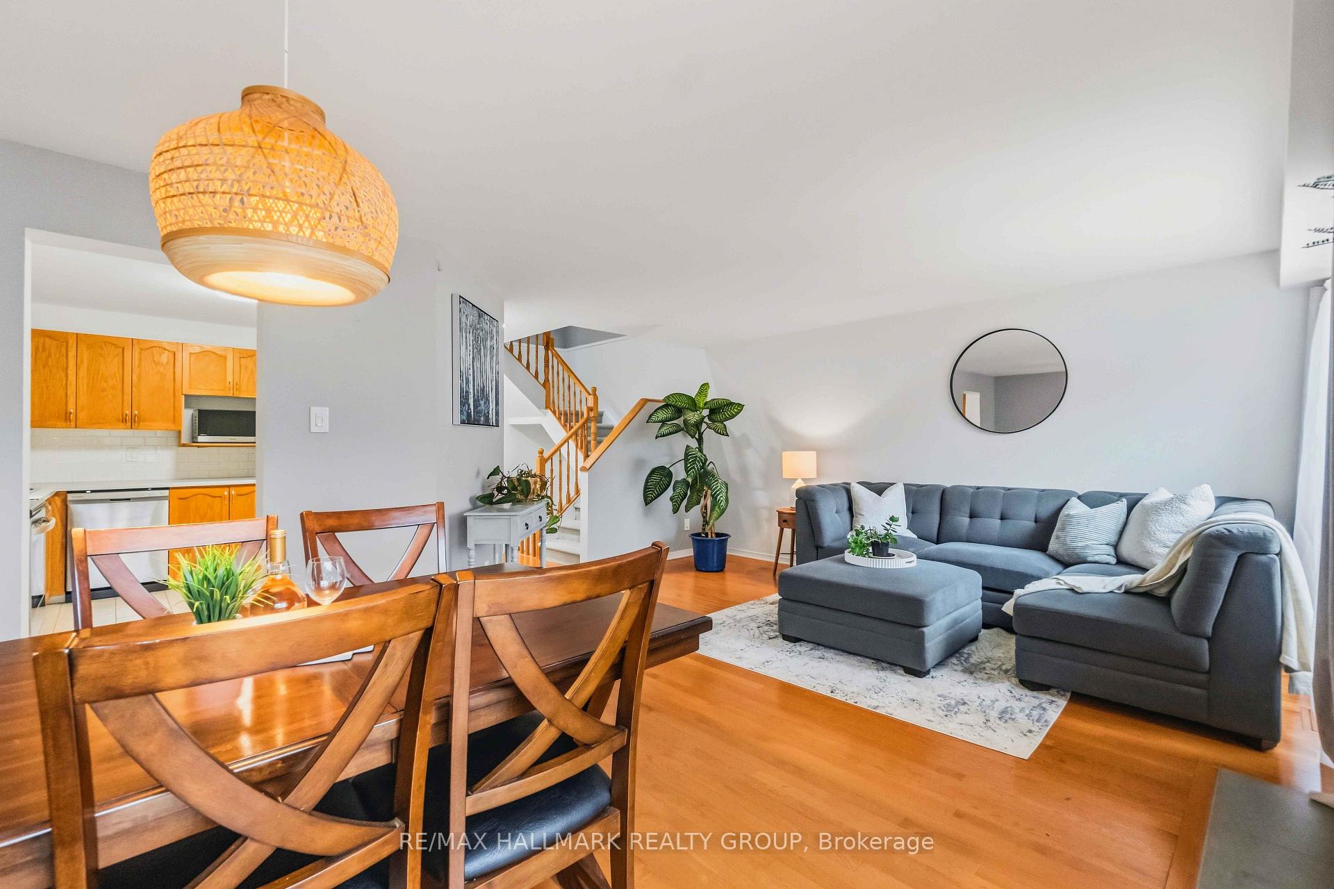 Photo 6 of 6 Maravista Drive, Ottawa, Barrhaven - Cedargrove/Fraserdale — HOMEH