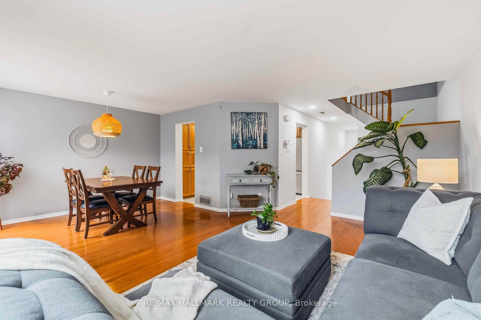 Photo 7 of 6 Maravista Drive, Ottawa, Barrhaven - Cedargrove/Fraserdale — HOMEH