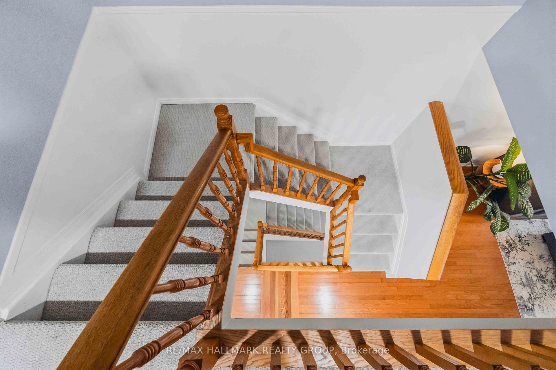 Photo 15 of 6 Maravista Drive, Ottawa, Barrhaven - Cedargrove/Fraserdale — HOMEH