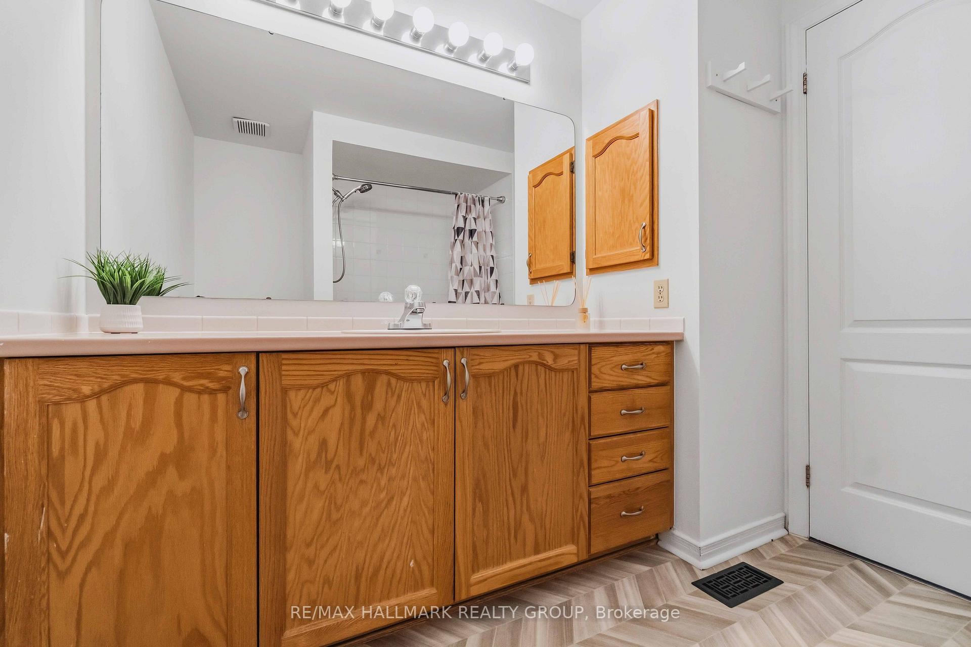 Photo 29 of 6 Maravista Drive, Ottawa, Barrhaven - Cedargrove/Fraserdale — HOMEH