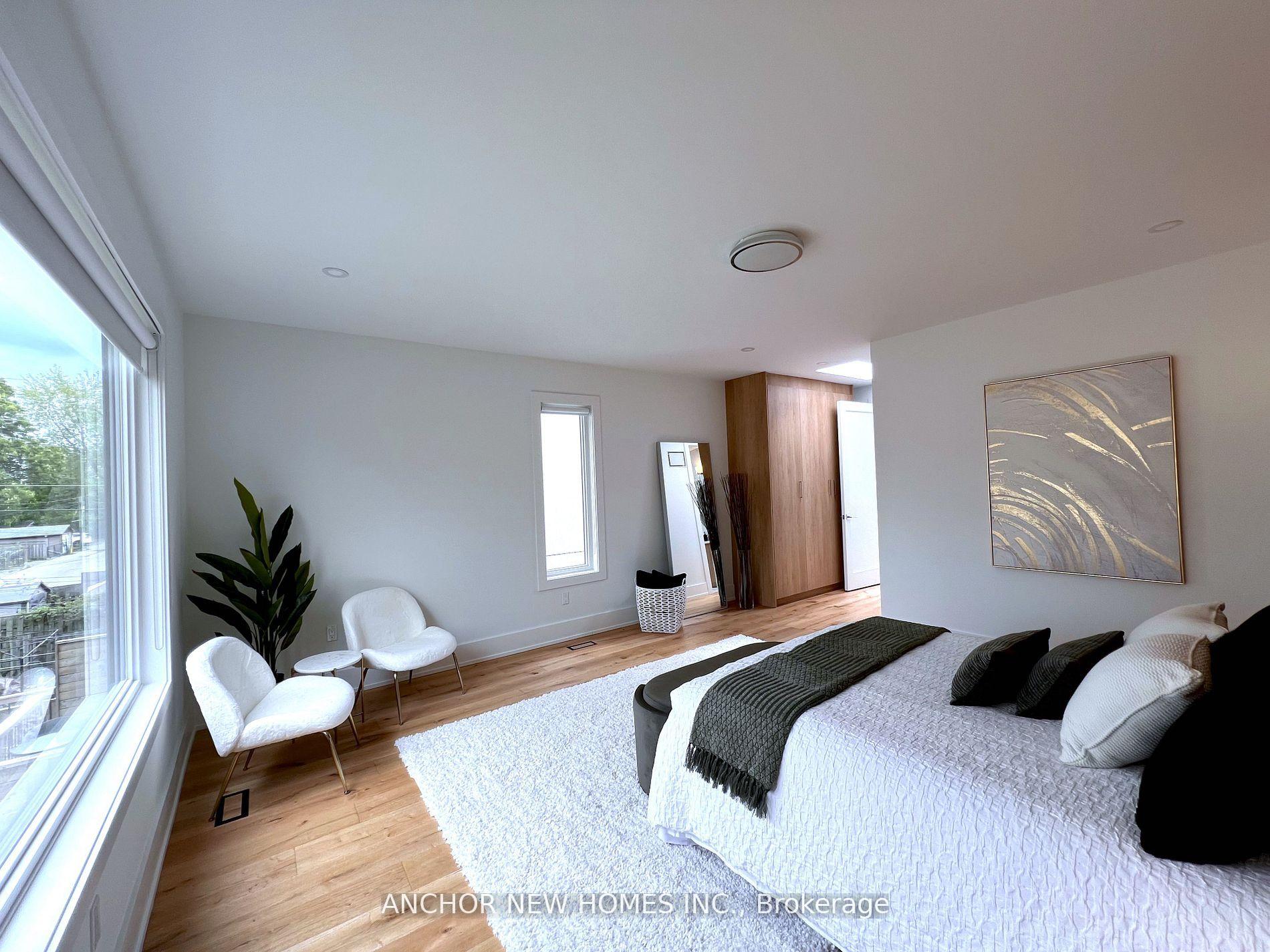 Photo 24 of 257 Chisholm Avenue, Toronto, Woodbine-Lumsden — HOMEH