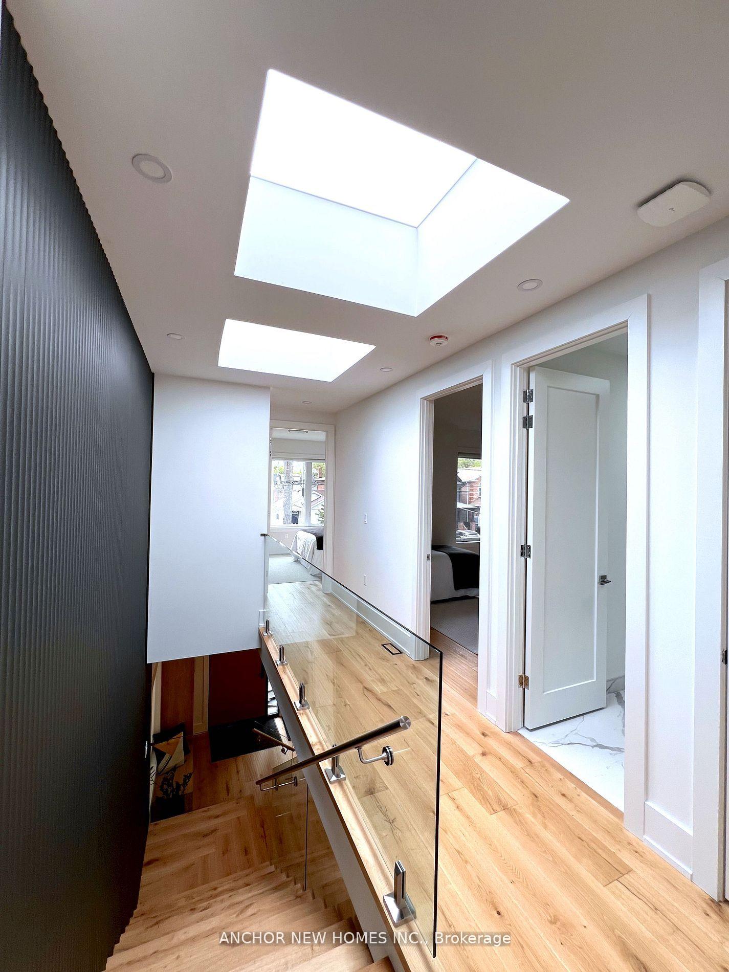 Photo 31 of 257 Chisholm Avenue, Toronto, Woodbine-Lumsden — HOMEH